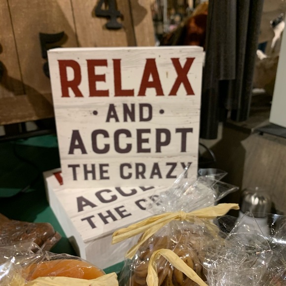 Meet your Posher, Lynn - Picture 1 of 1